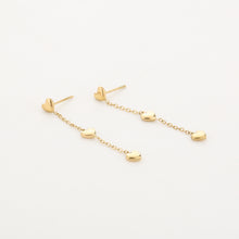 Afbeelding in Gallery-weergave laden, Long Diamond Heart Earrings - Gold
